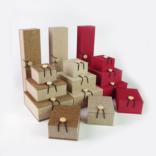 Antique wood clasp jute box, handicraft walnut box, ring pendant bracelet box, decorative gift packaging jewelry box