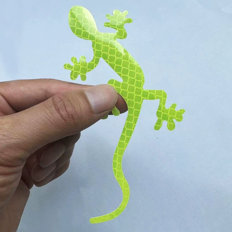 Retroreflective three dimensional sticker, modified stickers, in 3d format