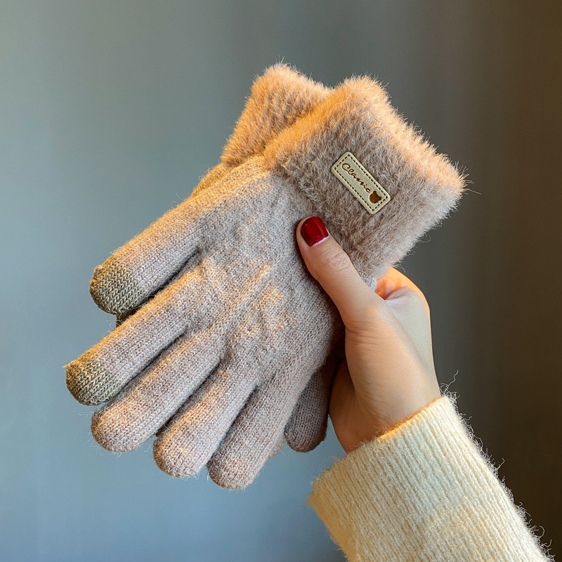 Guantes de lana de punto de estilo coreano de las mujeres de invierno forrados de lana engrosada ciclismo cálida pantalla táctil de doble capa de color a juego guantes al por mayor