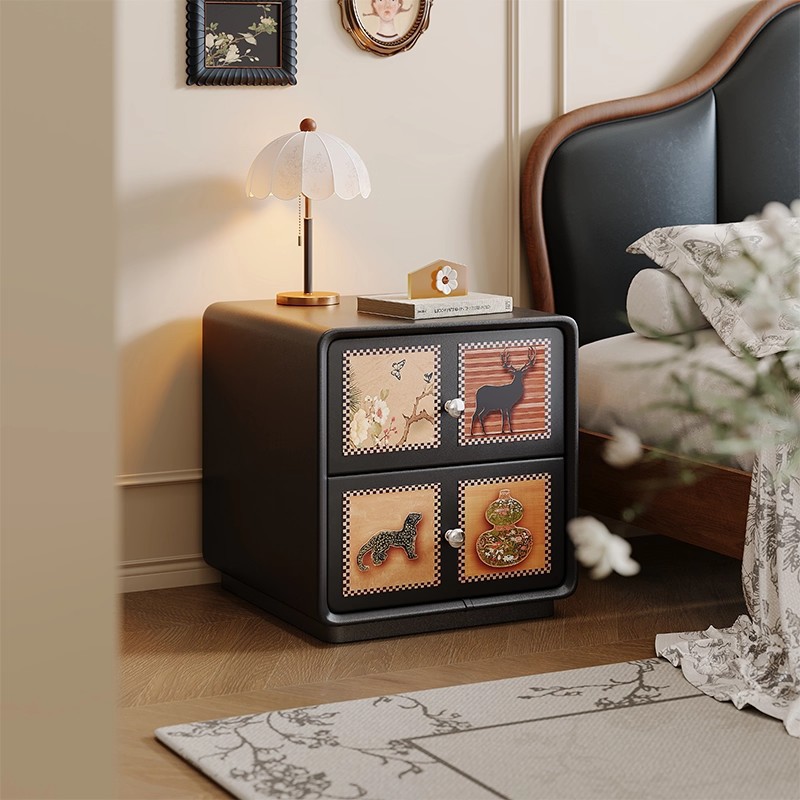 Medieval estilo de madera maciza mesilla de cama 2025 nuevo tipo de dormitorio casero gabinete de almacenamiento creativo retrógrado simple gabinete de la cama