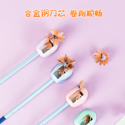 Deli 0588 Lightweight and Cute Cartoon Pencil Sharpener Student Pencil Sharpener Pencil Sharpener Portable Pencil Sharpener