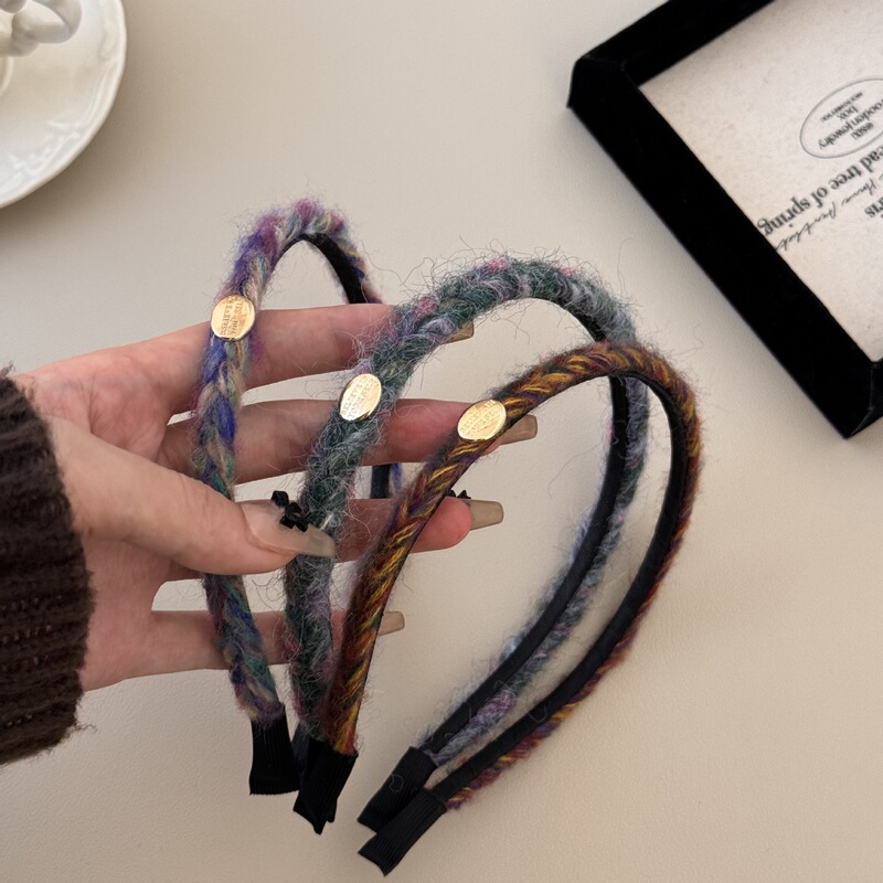 Afternoon Sweet Tea ~ Retro Purple Plush Twist Headband for Women in Autumn and Winter, High-End and Versatile Headband for Going Out