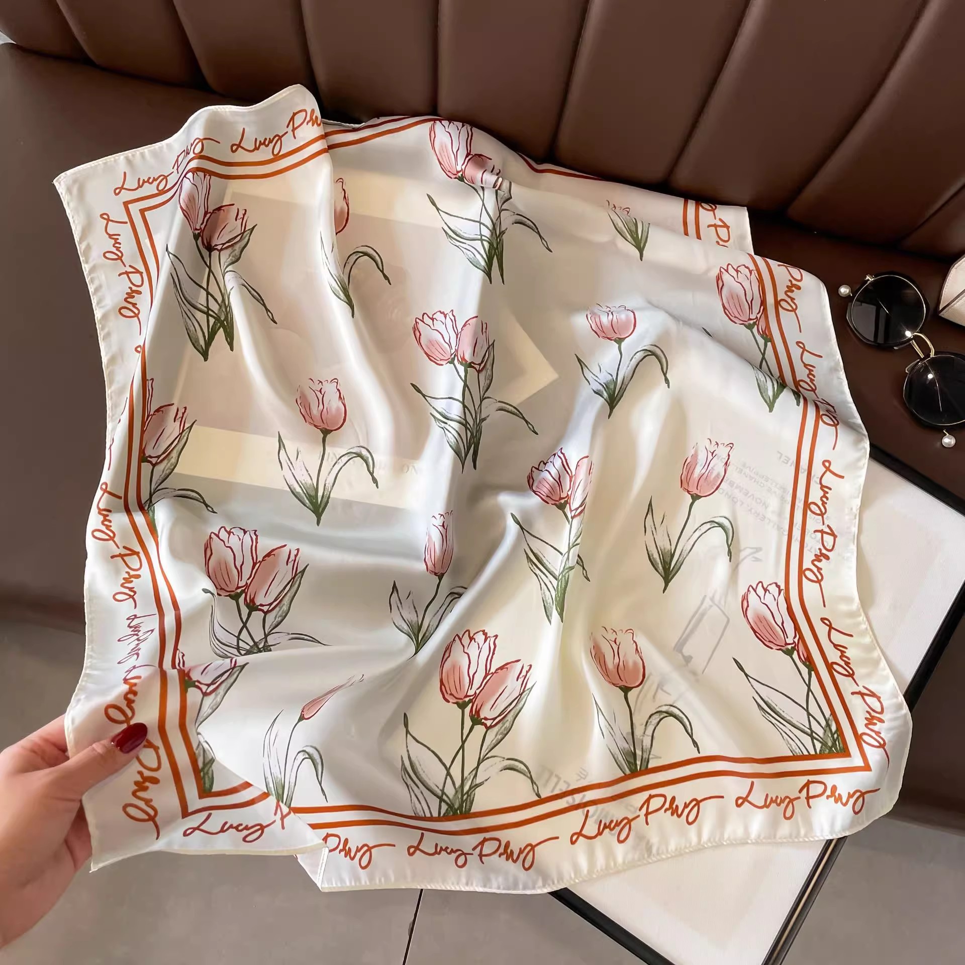 20#Lenço de cabeça tulipa 70*70 (FA1611)