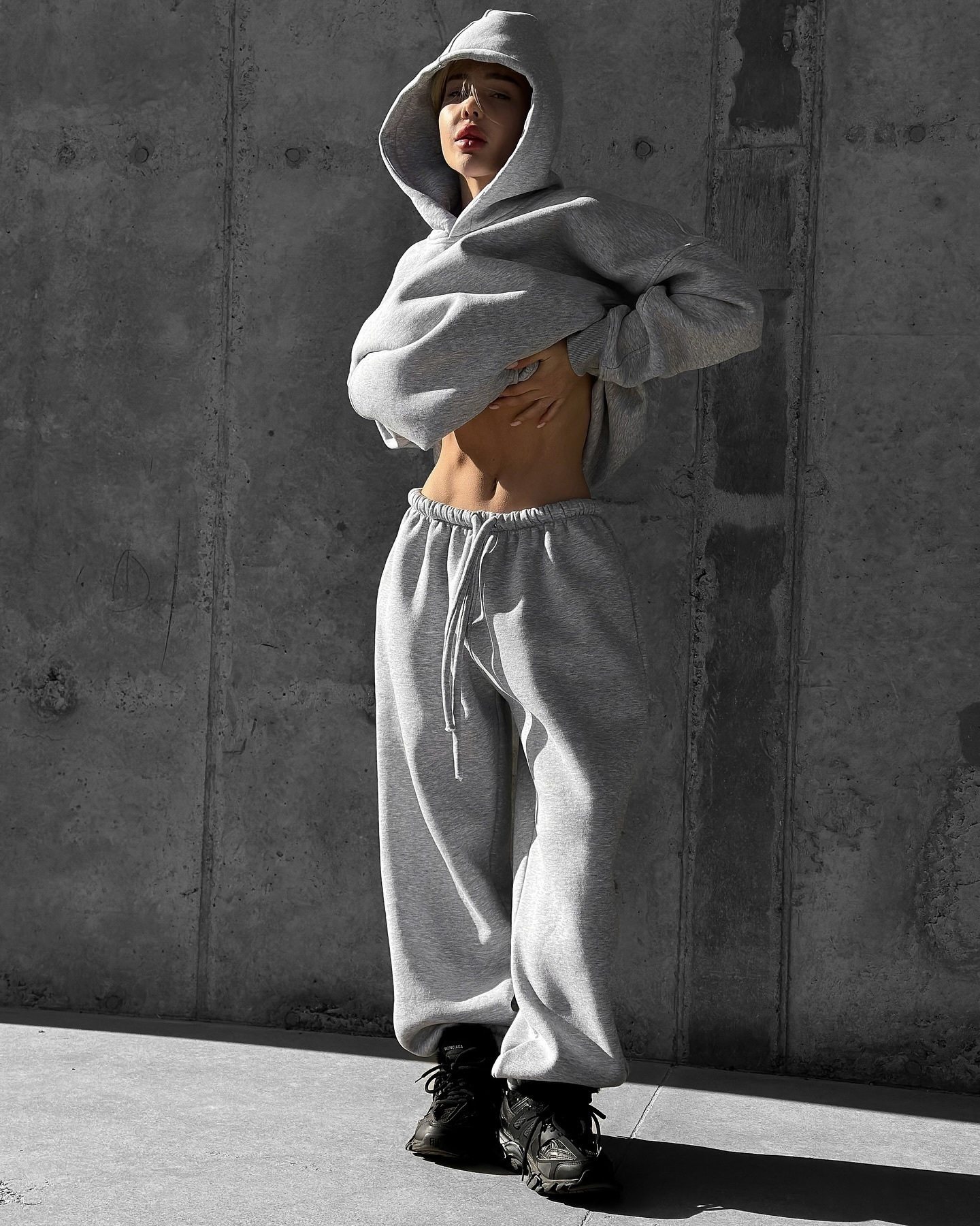 2025 Fall/Winter New European And American Solid Color Long Sleeve Hooded Sweatshirt Women's Fashion Casual Pants Sports_ecoleips.com