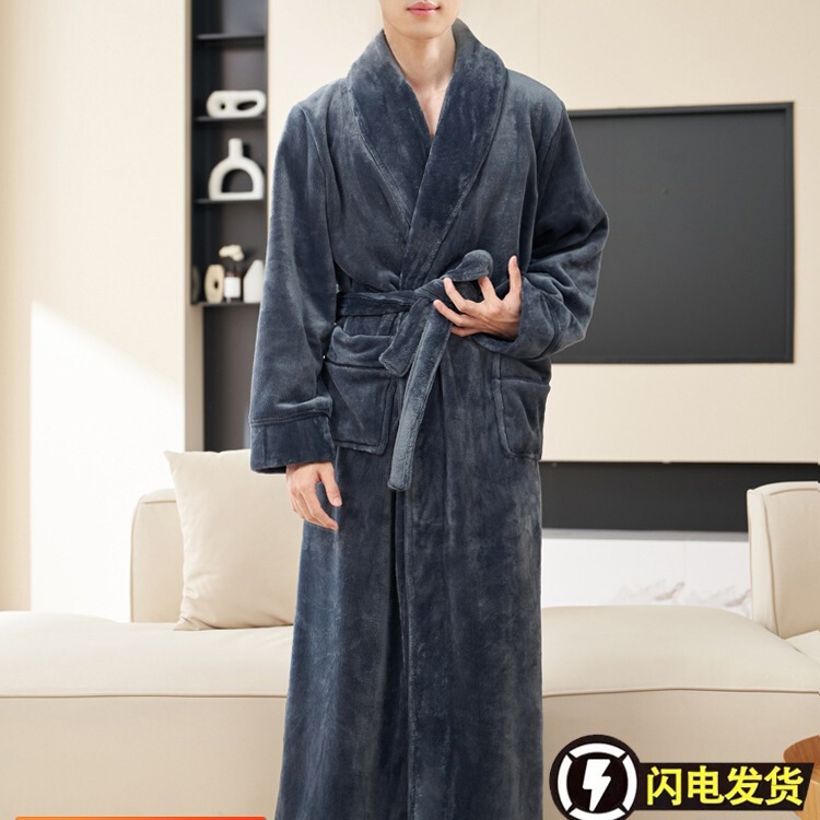 Men's Nightgown, Pajamas, Velvet and Thickeneded Winter Coral Velvet Warm Bathrobe, Men's Autumn and Winter Long Flannel Home Clothes