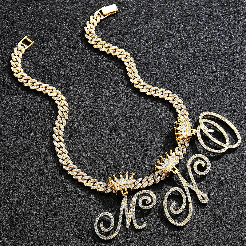 Nuovo ciondolo con lettera di gioielli in collana inglese con corona di fiori e erba per il corpo della corona hip-hop_voghion.com