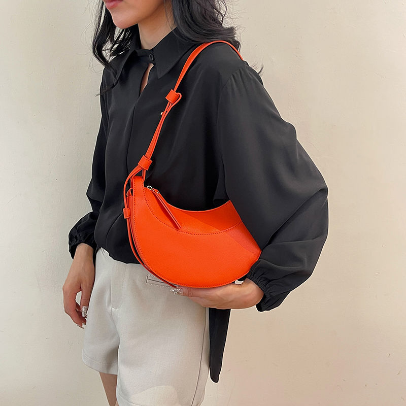 Elegant Women's Crescent Shoulder Bag For Office And Commute_voghion.com