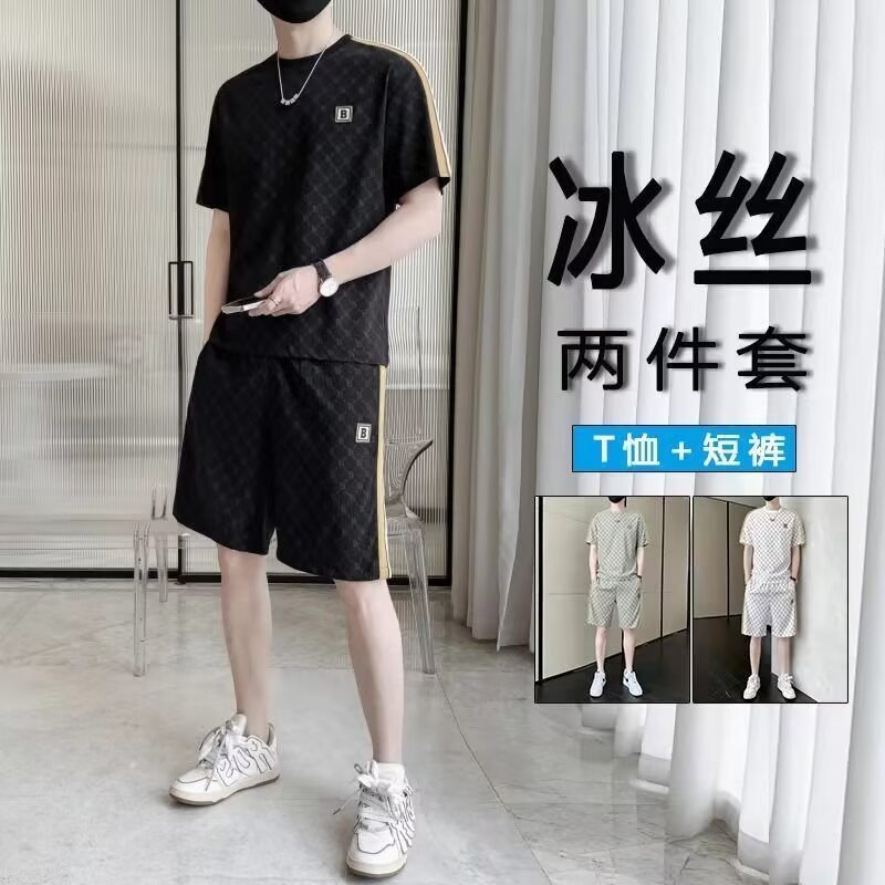 Traje casual de dos piezas para hombres de verano nuevo estilo delgado traje de seda de hielo camiseta de moda hermoso conjunto de pantalones cortos de manga corta