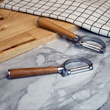 锌合金榉木柄创意水果削皮刀水果蔬菜去皮刀家用厨房削皮器多用刨