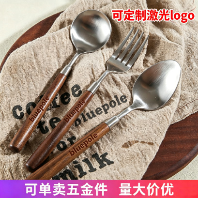 304 스테인레스 스틸 일본 스타일 빈티지 호두 식기 가정용 식생활 용 나무 손잡이가 달린 수프 두꺼운 포크 스푼 간단한 차 스푼