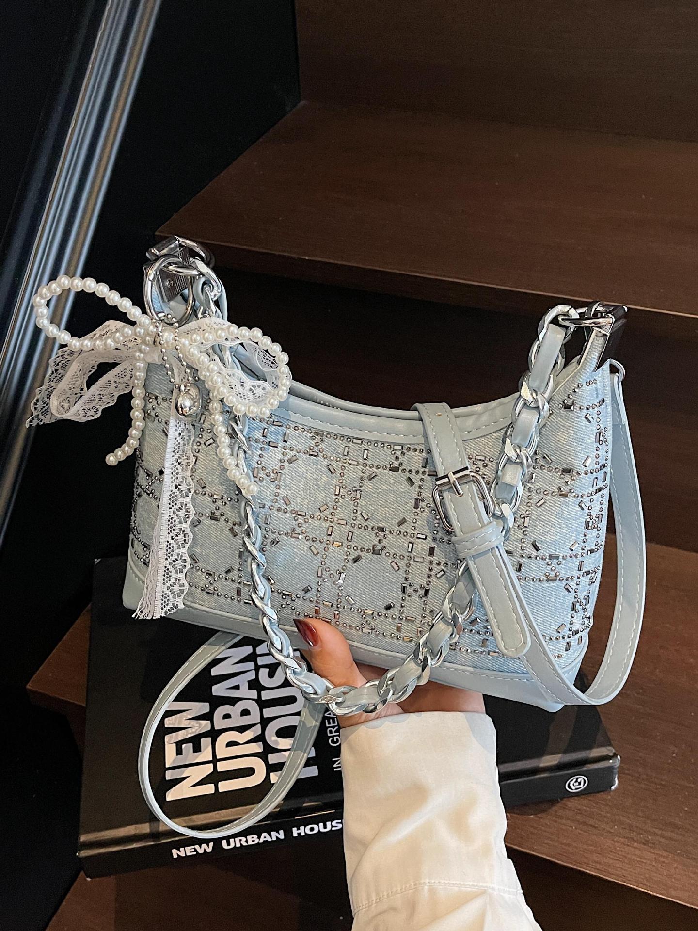 Bolso de axila de cadena de diamantes calientes de verano para mujer 2025 nuevo bolso de hombro de moda de moda bolsa de mensajero de moda de nicho