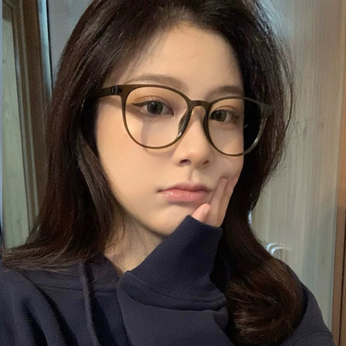 Retro plain women's glasses, women's high-end sense ins anti-radiation and anti-blue light flat glasses can be equipped with myopia glasses