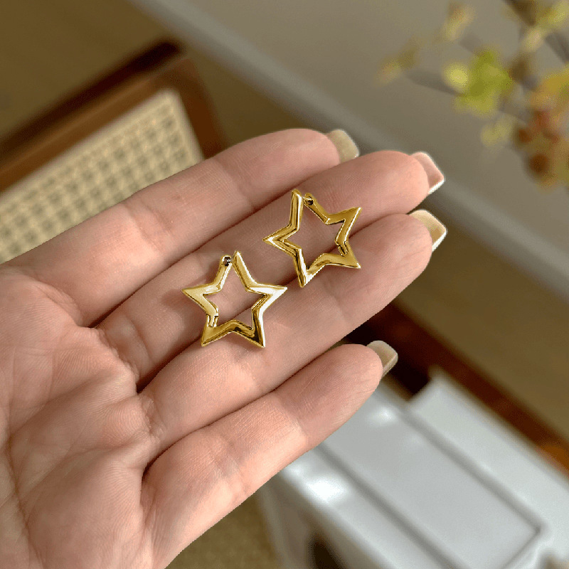 Golden Star Earrings 0246
