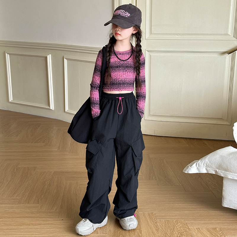 소녀 줄무늬 티셔츠 세트 2024 가을 원피스 대형 어린이 스웨터 작업복 바지 봄과 가을 트렌디 쿨 투피스 대외 무역 세트