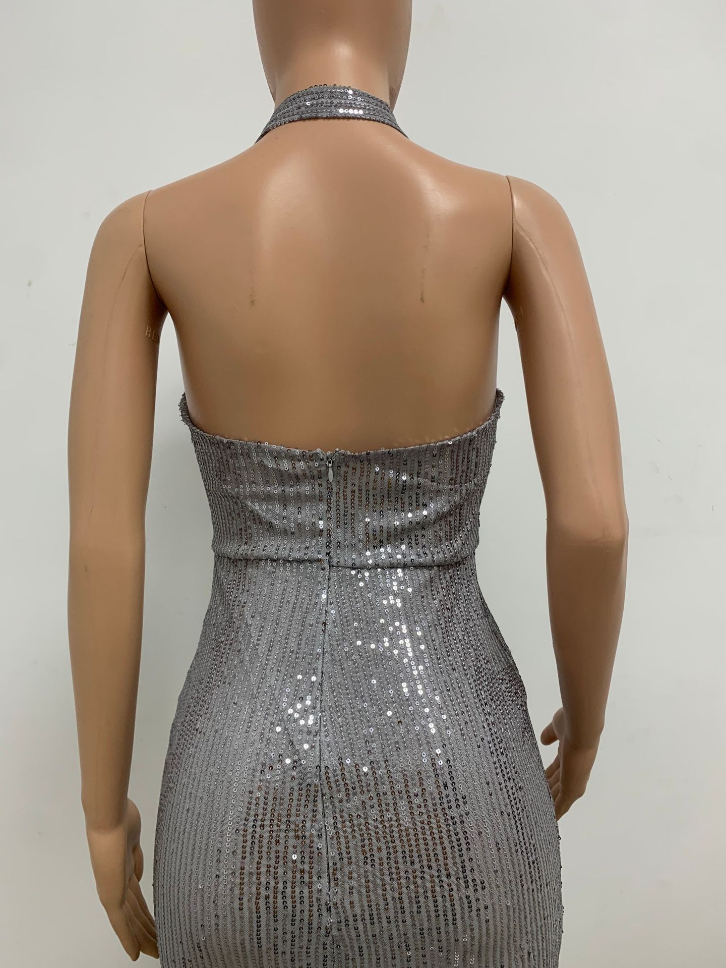 350g Weight Maxi Long Dress Dress Length Type Sleeveless Sleeve Length Party Dress Dresses Type Spandex, Polyester Fabric Type High Waist Waist Line Banquet, Party Occasion Halter Neck Neckline Slim Fit Type Solid Color Pattern Summer, Spring, Autumn Season Women's Gender Sequins Design Elegant, Sexy Style Wholesale Women's Elegant Sexy Sequins Solid Color Banquet Party Halter Neck Sleeveless Party Dress 58