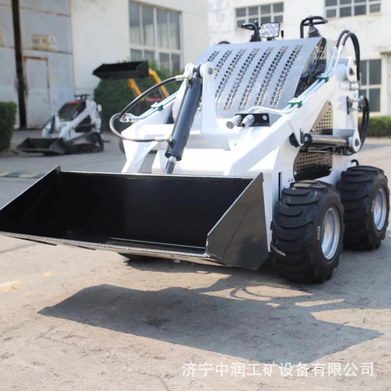 多功能滑移装载机建筑工地厂区可安装多种属具滑移装载机