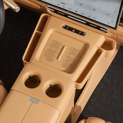 Suitable for 25-26 Models of Other Automotive Interior Supplies - 25-26-dreamer-camel-brown-upper-central-control-silicone-pad