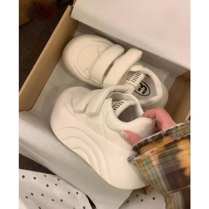 Round-Toe Thick-Soled Large-Toe Shoes for Women 2025 Spring Velcro Casual Shoes Ugly-Cute Sneakers Height-Increasing Versatile White Shoes