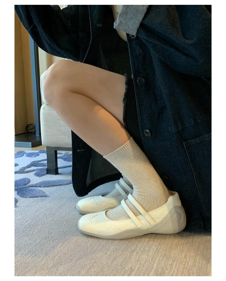 Versión de piel de vaca nuevo ballet plateado zapatos deportivos casuales zapatos de suela plana para mujeres zapatos de cabeza cuadrada con suela gruesa marizhen