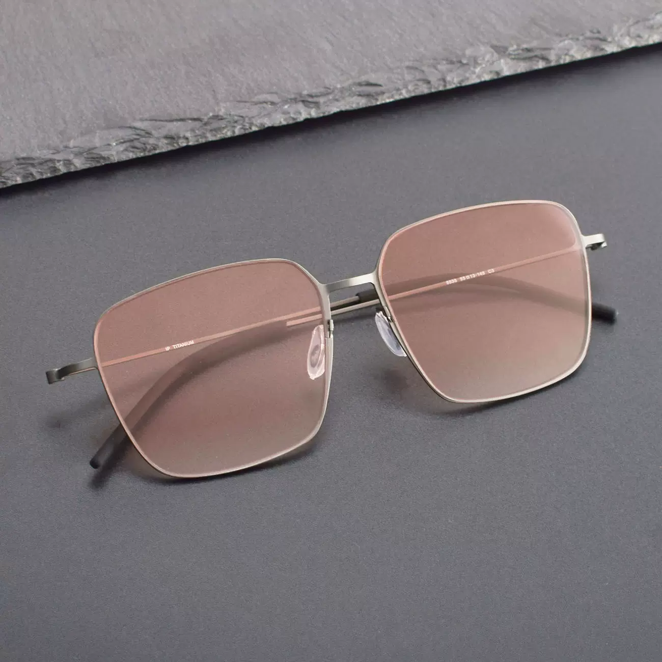 千玺同款眼镜时尚个性全框纯钛眼镜架5535无螺丝大脸素颜镜框神器