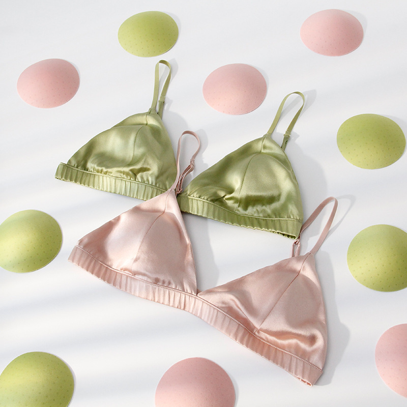 Comfortable Silk Underwear Thin Strap Mulberry Silk French No Steel Ring Triangle Cup Small Chest Ultra-thin Breathable Summer Japan Bra
