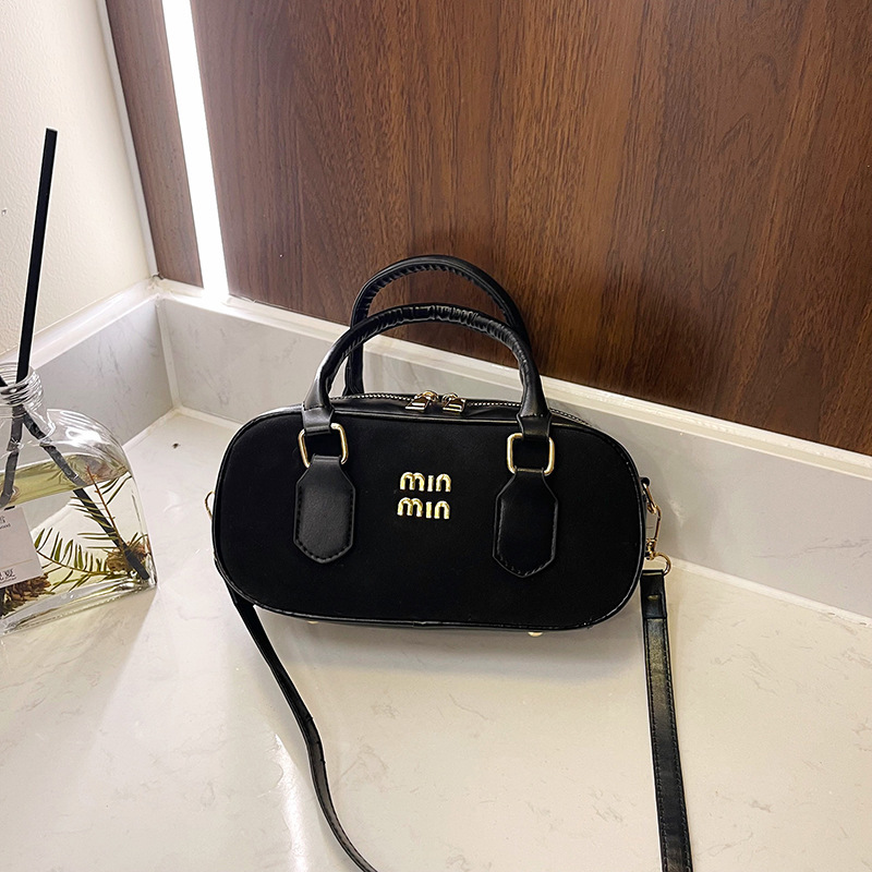 跨境保龄球复古包包女2025新款秋冬斜挎包女士手提通勤枕头包批发