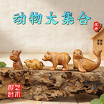 黄金檀木景区热卖木质工艺品雕刻小动物马年木雕摆件酒柜桌面装饰