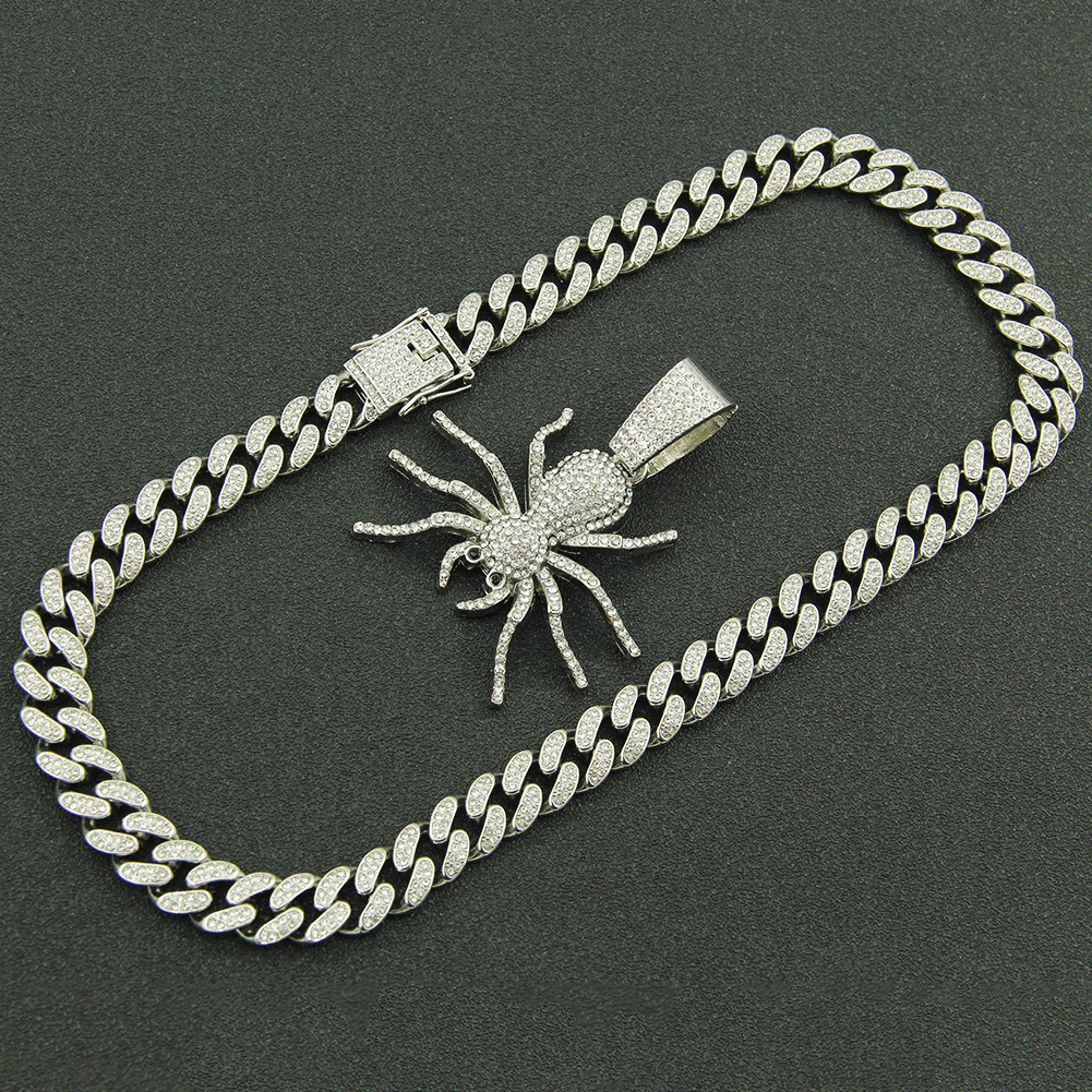Street Exaggerated Personality Diamond Pendant Hip Hop Spider Necklace display picture 3