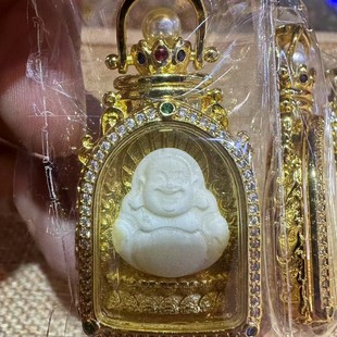 Shenzhen Songgang Factory Source Wholesale Natural Amber Beeswax White Honey Maitreya Buddha Imitation Gilt Inlaid Pendant