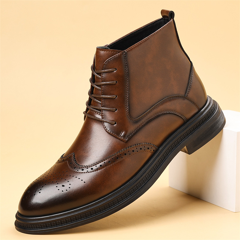 Men's Martin Boots with Fleece Lining, New Autumn and Winter Models, Large Size Brogue Carved Chelsea Boots, Trendy, One-Piece Drop Shipping