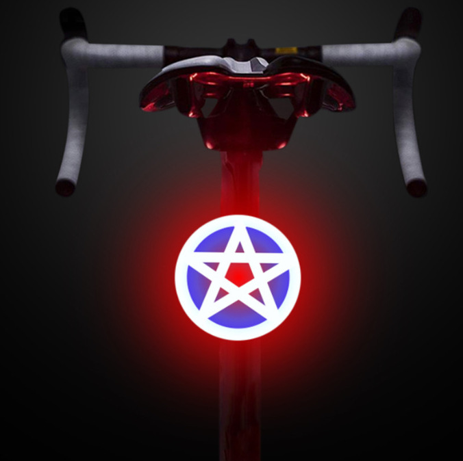 Luz trasera de la bicicleta creativa bicicleta de montaña bicicleta de carretera luz de conducción nocturna luz de advertencia de seguridad agua corriente luz piloto