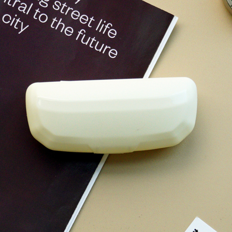 Caja de gafas de plástico blanco crema de alta calidad Inswind Caja de almacenamiento de alto valor facial Caja de gafas de miopía Caja de gafas anti-presión