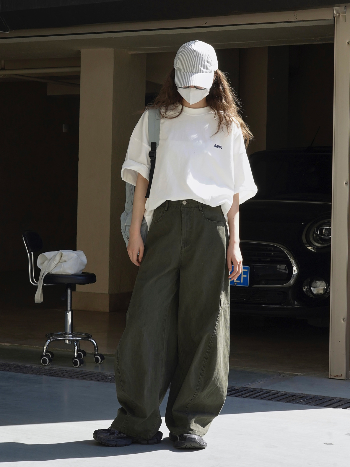 Breathable summer design crooked light and thin casual trousers
