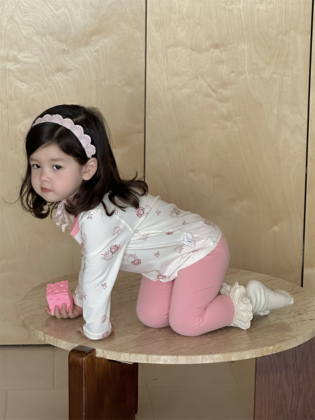 Pijamas infantiles de otoño conjunto de casa 2025 ropa de otoño ropa infantil coreana pijamas niñas ropa de hogar dos piezas