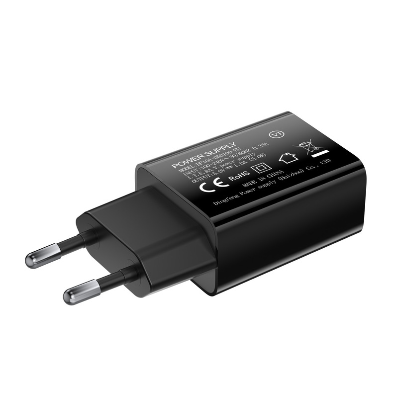 5V1A 欧州 USB 充電器 CE 認証スマート小型家電 LED ランプ電源アダプタ充電ヘッド|undefined
