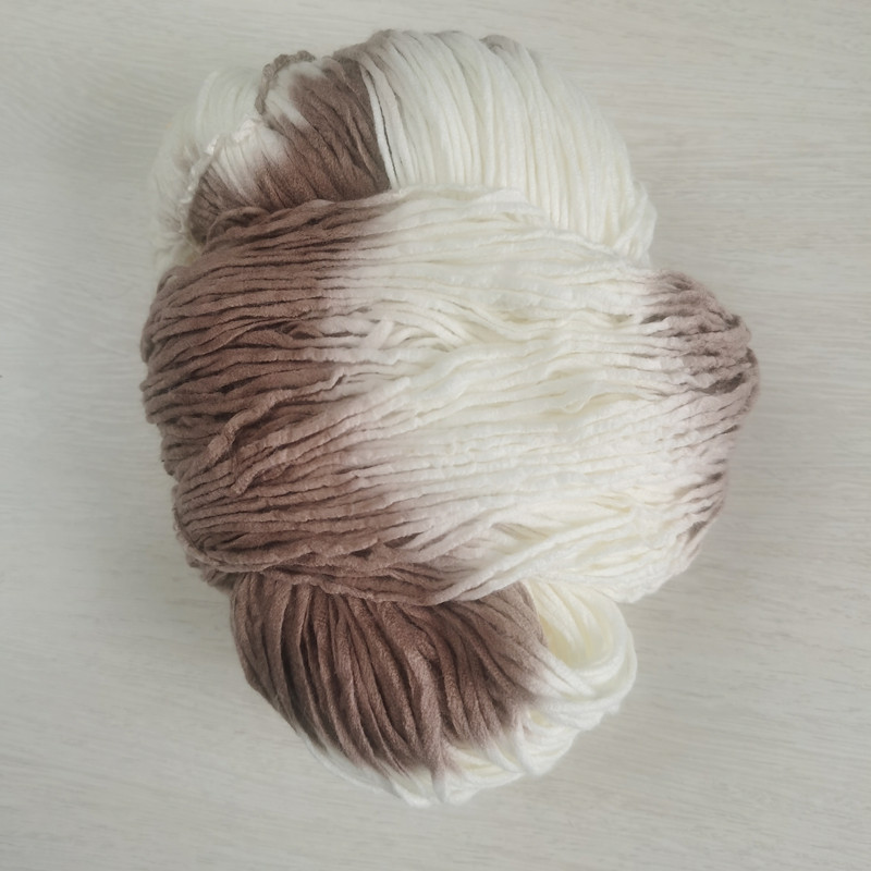 成龙纺织厂家供应手工编织线2支段染冰岛毛帽子围巾毯子花式纱