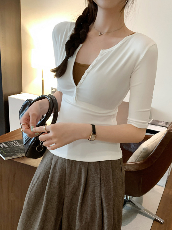 美式正肩V领紧身中袖t恤女2025夏季纯欲修身显瘦气质内搭辣妹上衣|undefined