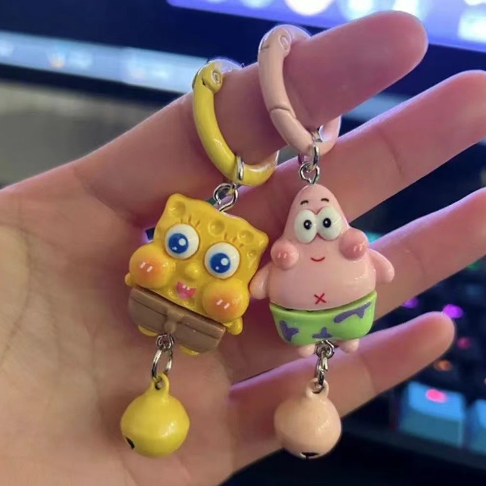 Nuevo Baby Esponja Pi Big Star Keychain Cartoon Bell Colgante Bolsas accesorios Colgante al por mayor