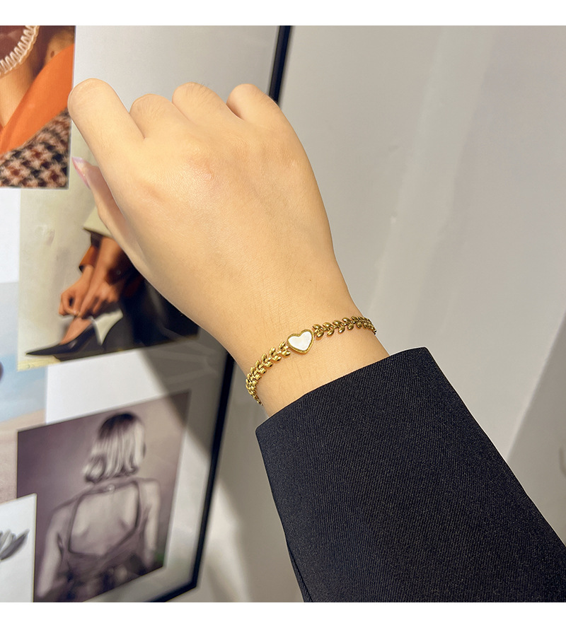 Lady Heart Shape Titanium Steel Plating Shell Bracelets 1 Piece