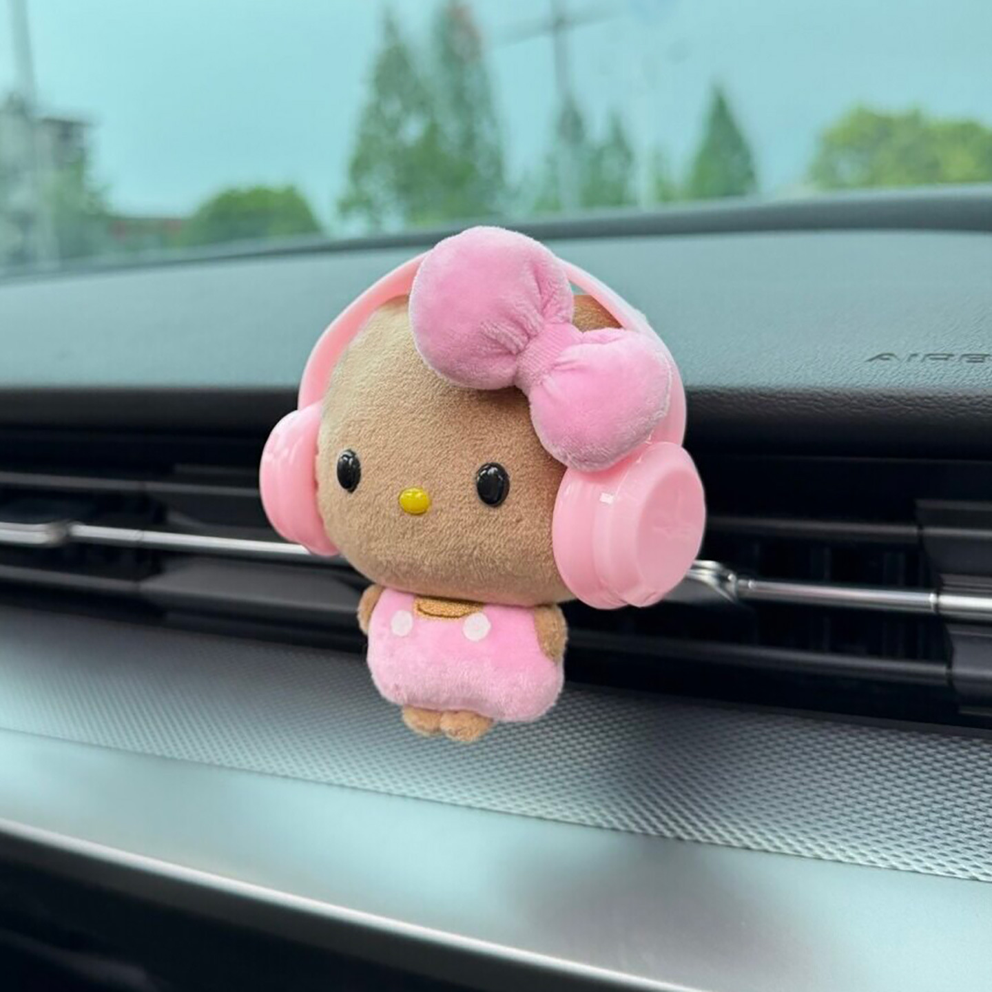 Creative Cat Headphone Car Air Vent Decoration Ornament Car Air Freshener Cute Car Interior New Car Gift for Girls