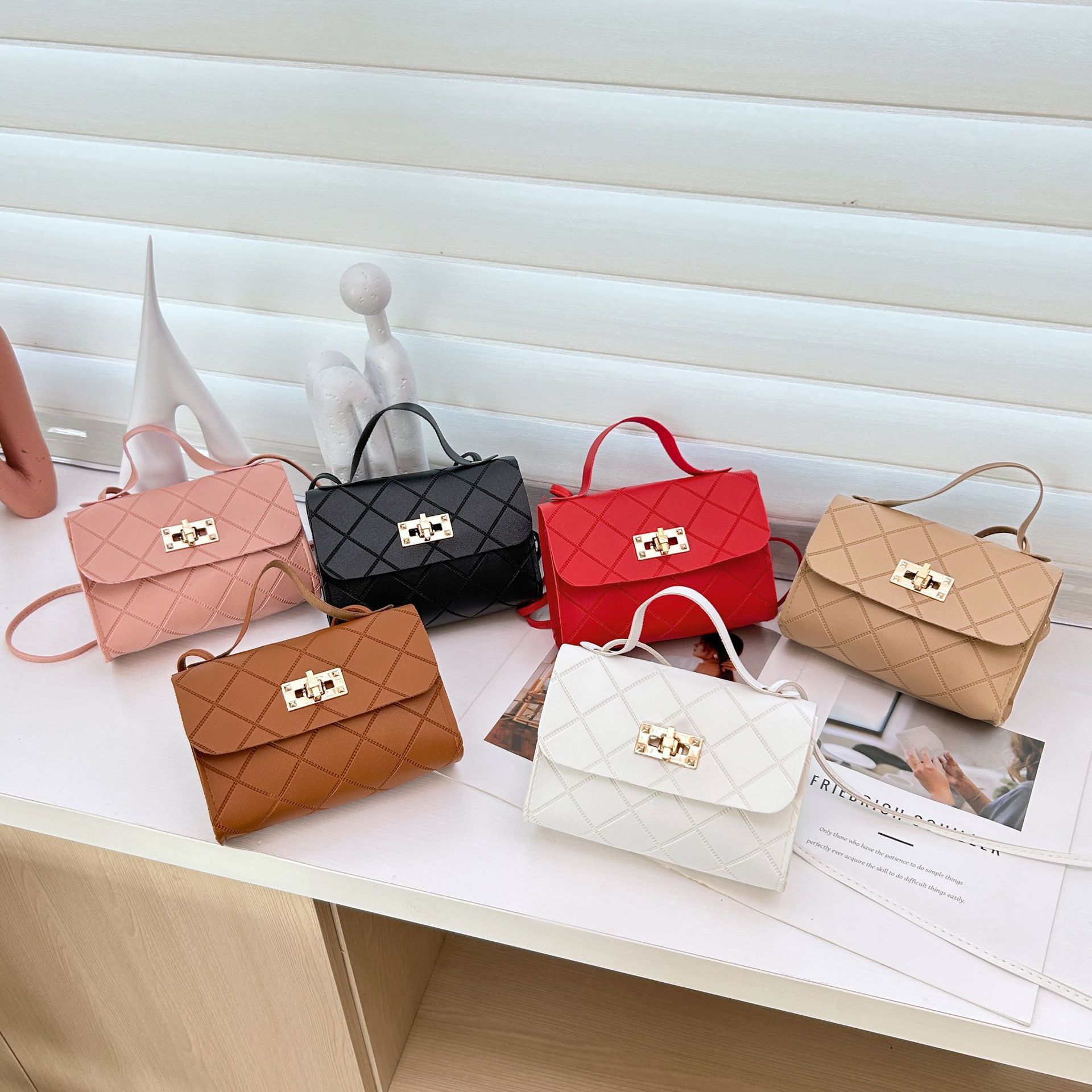 Shoulder bag, polyurethane universal small fashionable material, Korean style, light luxury style, wholesale