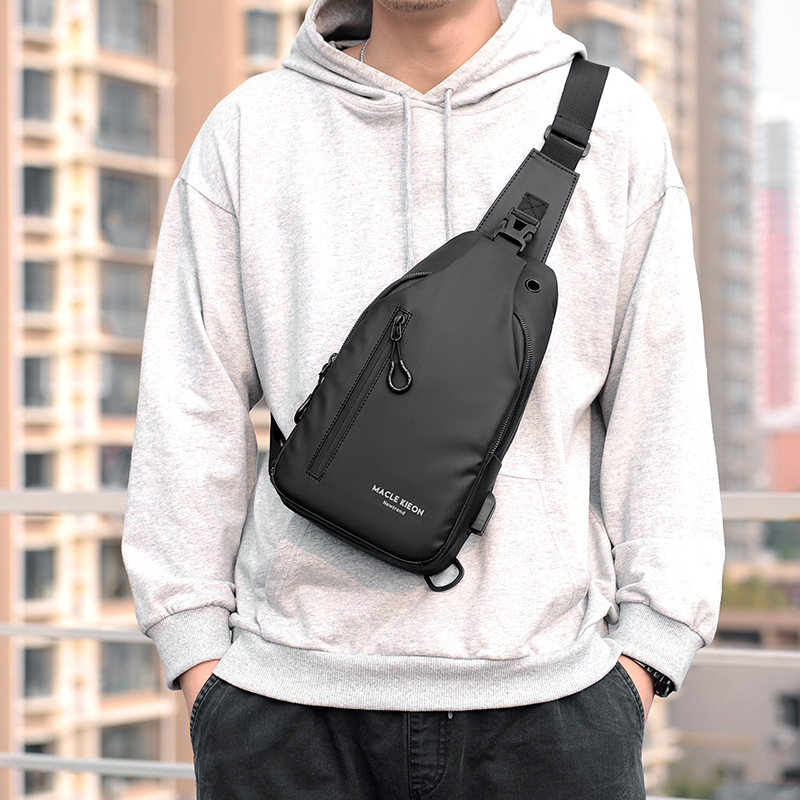 男士斜挎包男背包時尚男單肩包潮休閒戶外包耐磨防刮防水胸包直銷