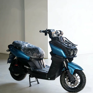 Yeni Yüksək Keyfiyyətli Tank Elektrikli Skuterlər və Yüksək Güclü Kişi Motosikletləri