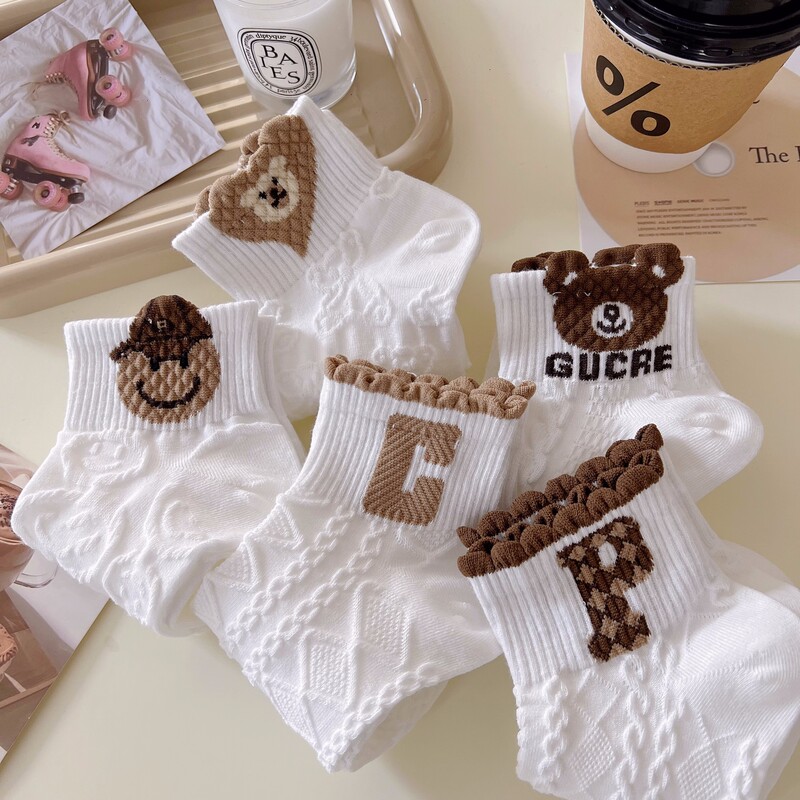 Spring and Summer White Socks Women's Short Socks Thin Korean Style Three-dimensional Cartoon Bear Polyester Cotton Sports Boat Socks Low-top Shallow Mouth