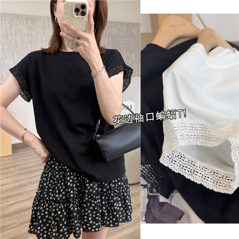 French-Style Age-Reducing! Lace Sleeve One-Piece Batwing Sleeve T-Shirt, Slimming Loose Top for a Thin Figure, Lyocell Short-Sleeve