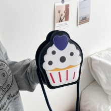 ��ɫ��ͨ��ͯ�μ炀��ײɫ2026����¿�ins����ɐ۴���б��Ů��