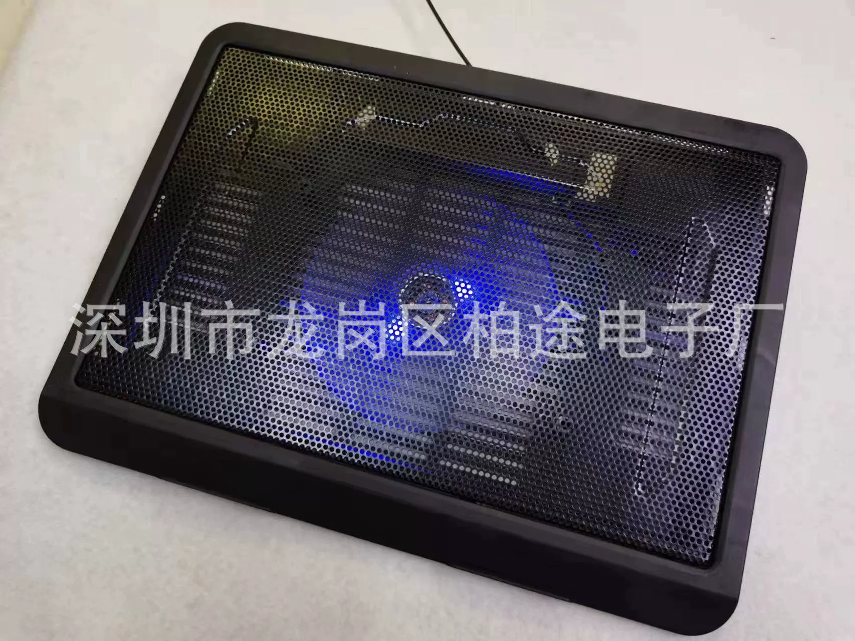 Завод прямых продаж на складе Н19 ультра-тонкий немой ноутбук радиатор охлаждения кронштейн