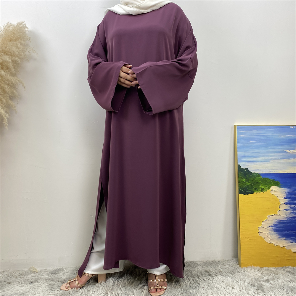 진한 보라색 드레스