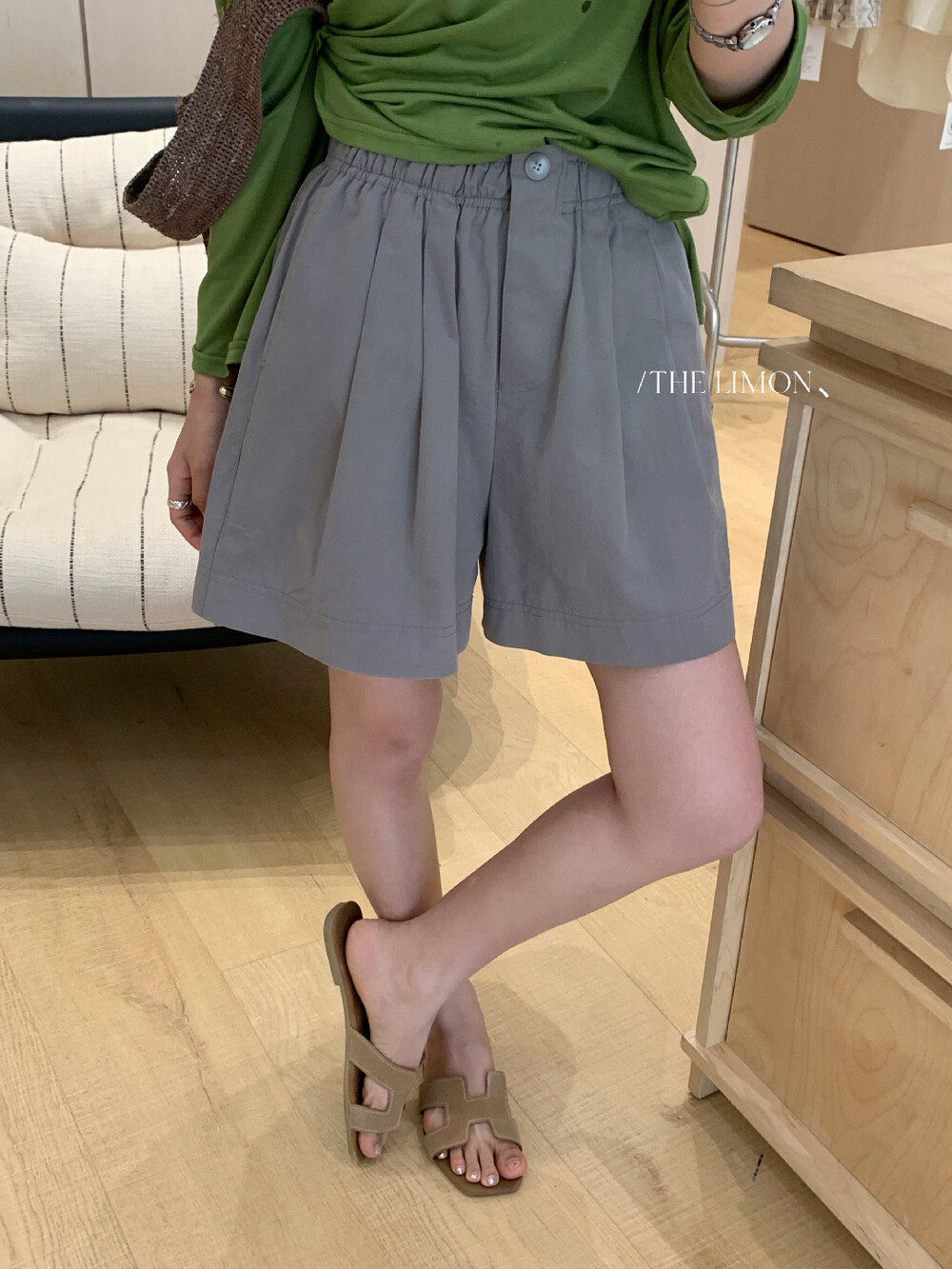 Quần short nữ cạp cao ống rộng phong cách Hàn Quốc, thun lưng co giãn, dáng suông thoải mái — xám đậm, màu đen, xám nhạt, màu trắng chi tiết 8