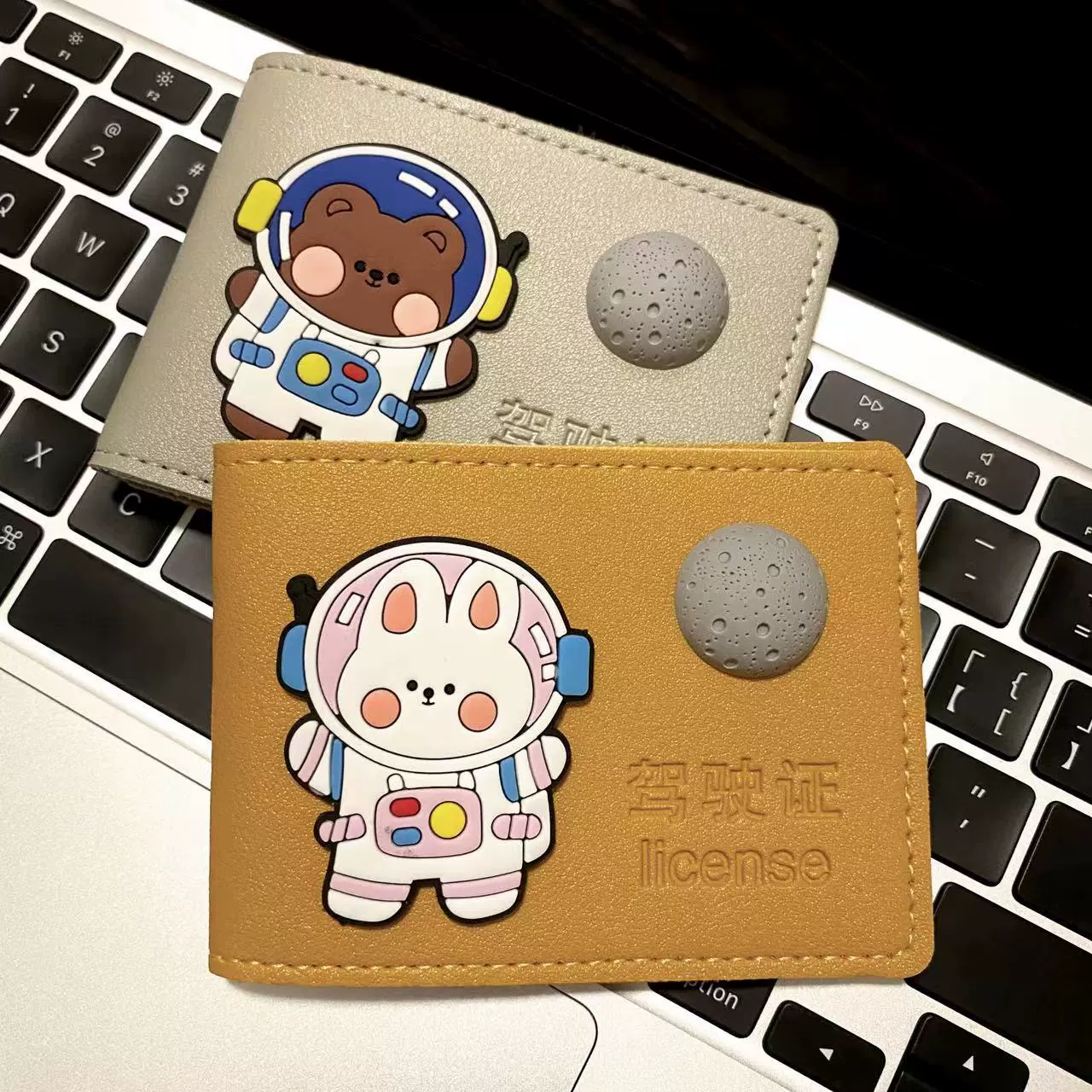 Cartoon moon, creative protective case, set, internet celebrity, 2 in 1